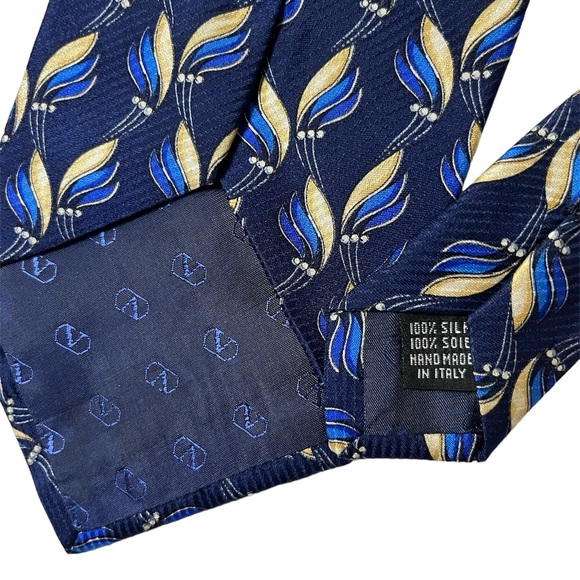Valentino Classic Navy Blue Yellow Lemon Silk Tie Italy - Picture 3 of 4